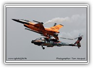 F-16AM RNLAF J-015 + AH-64D RNLAF Q-17_1